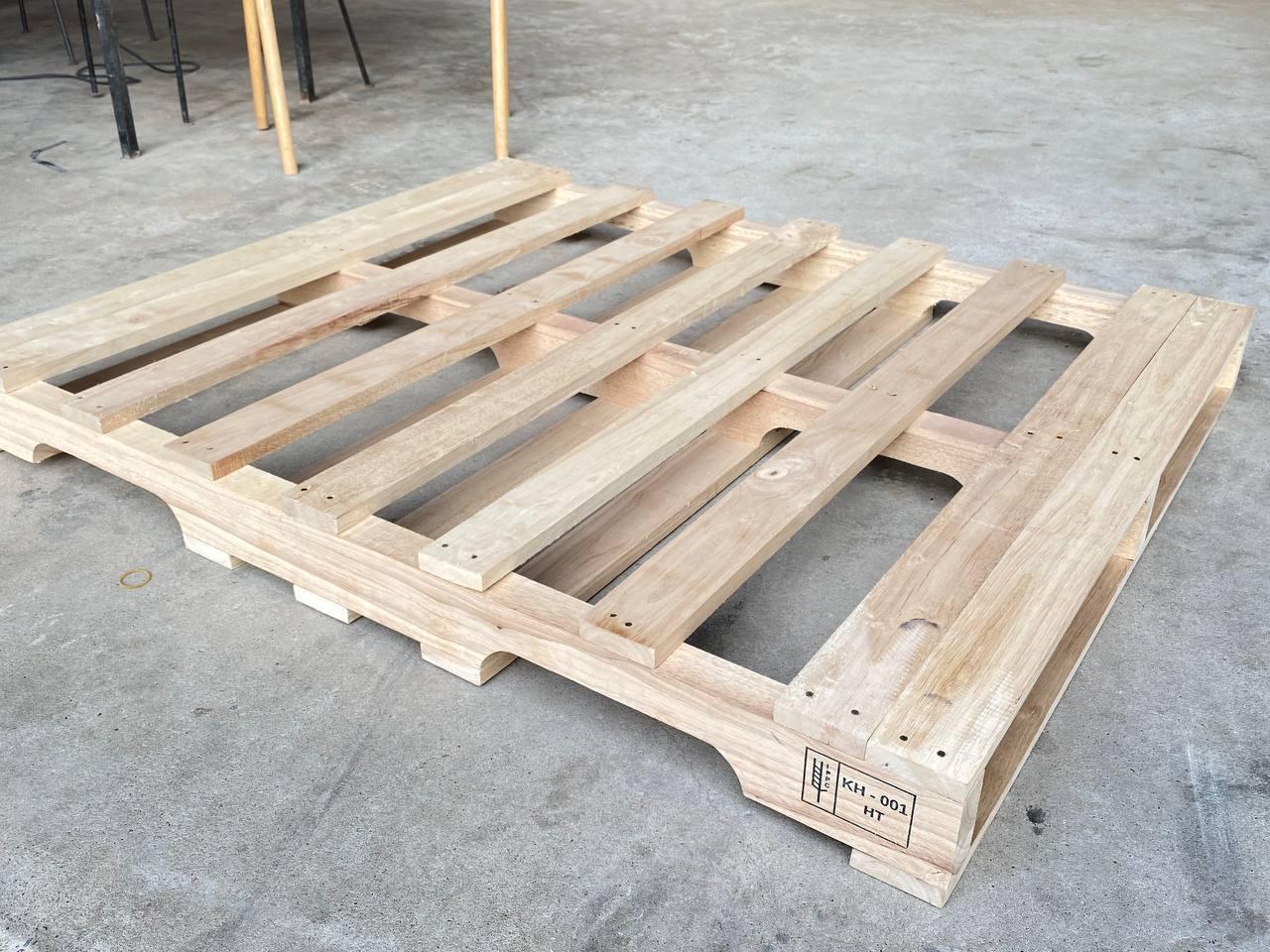 STRINGER PALLET